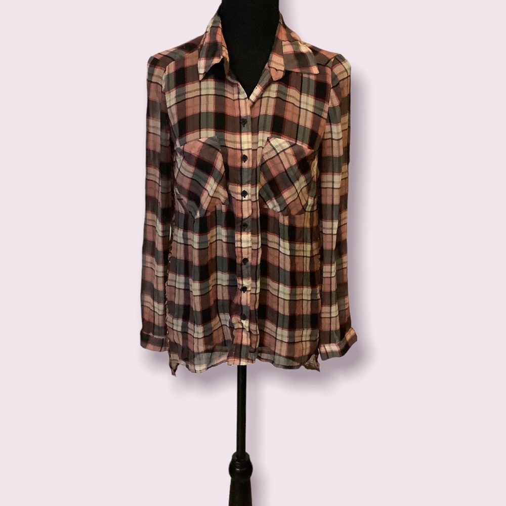 Band of Gypsies Women’s Plaid blouse. 100% polyester size S